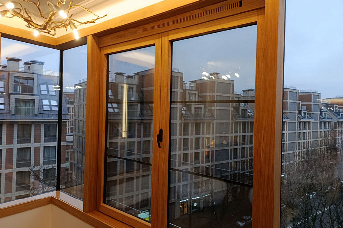 Облицовка эркерного окна дубовым шпоном (4). Работы компании РСК Интерьер.